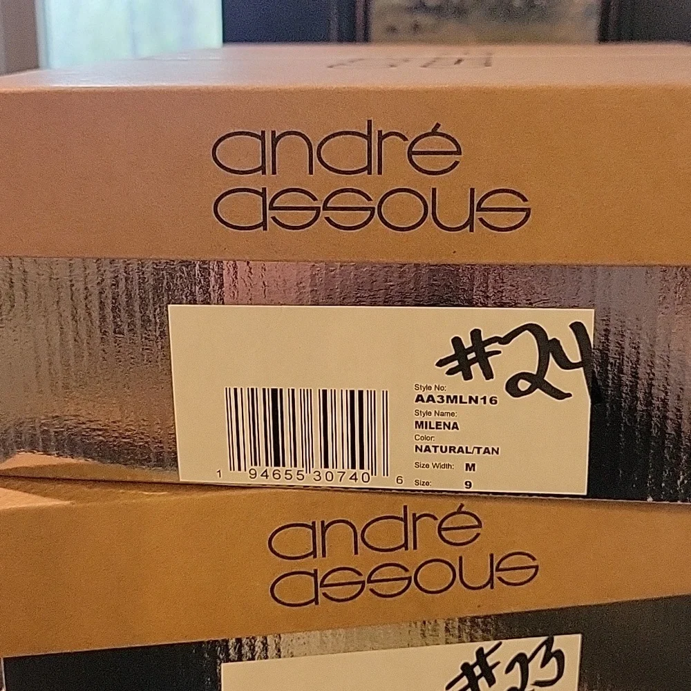 Andre Assous fits true